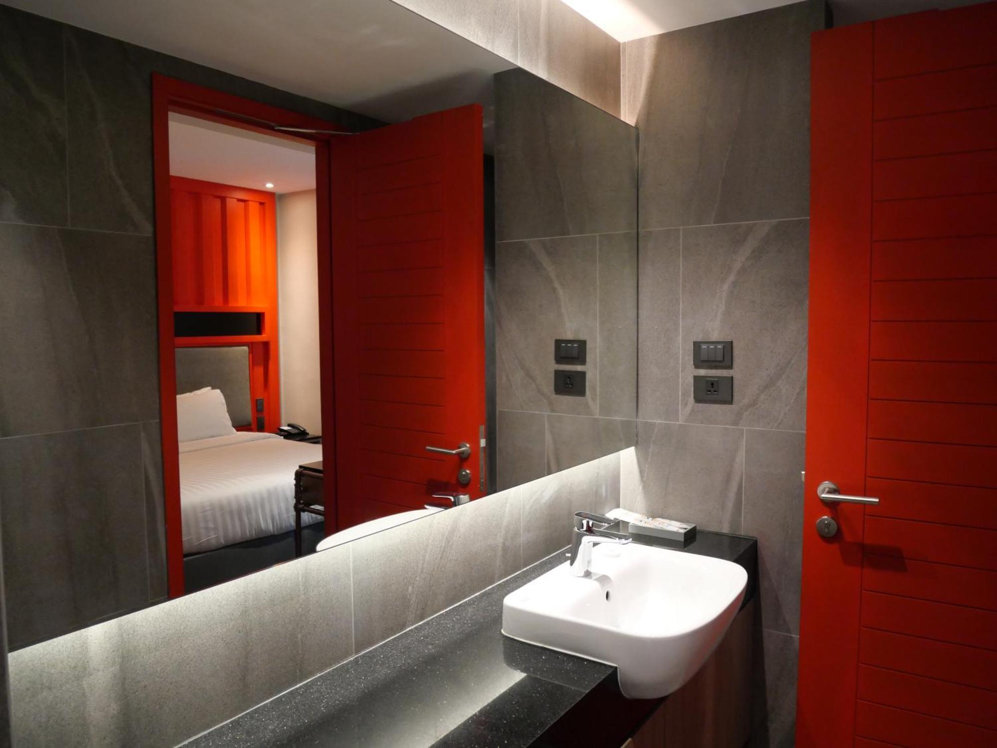 T2 The Portal Sukhumvit Otel Bangkok Dış mekan fotoğraf